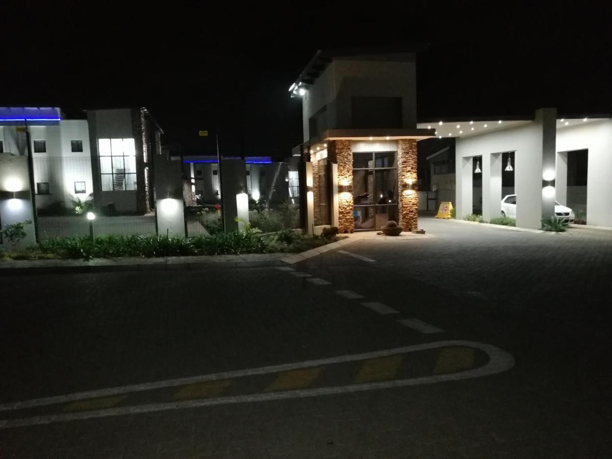 King'S Palace Hotel Rustenburg Exterior foto