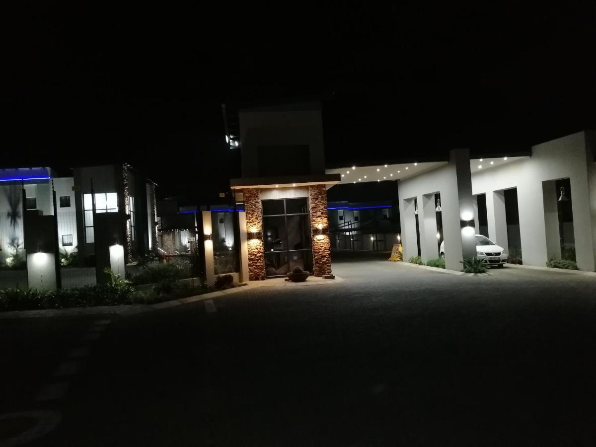King'S Palace Hotel Rustenburg Exterior foto